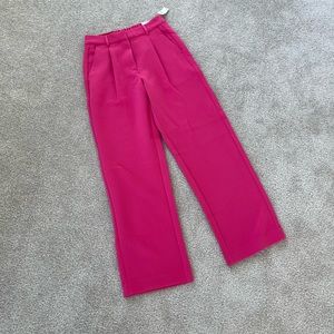 Old Navy Vibrant Pink Women's Trousers Pants Size Small NWT